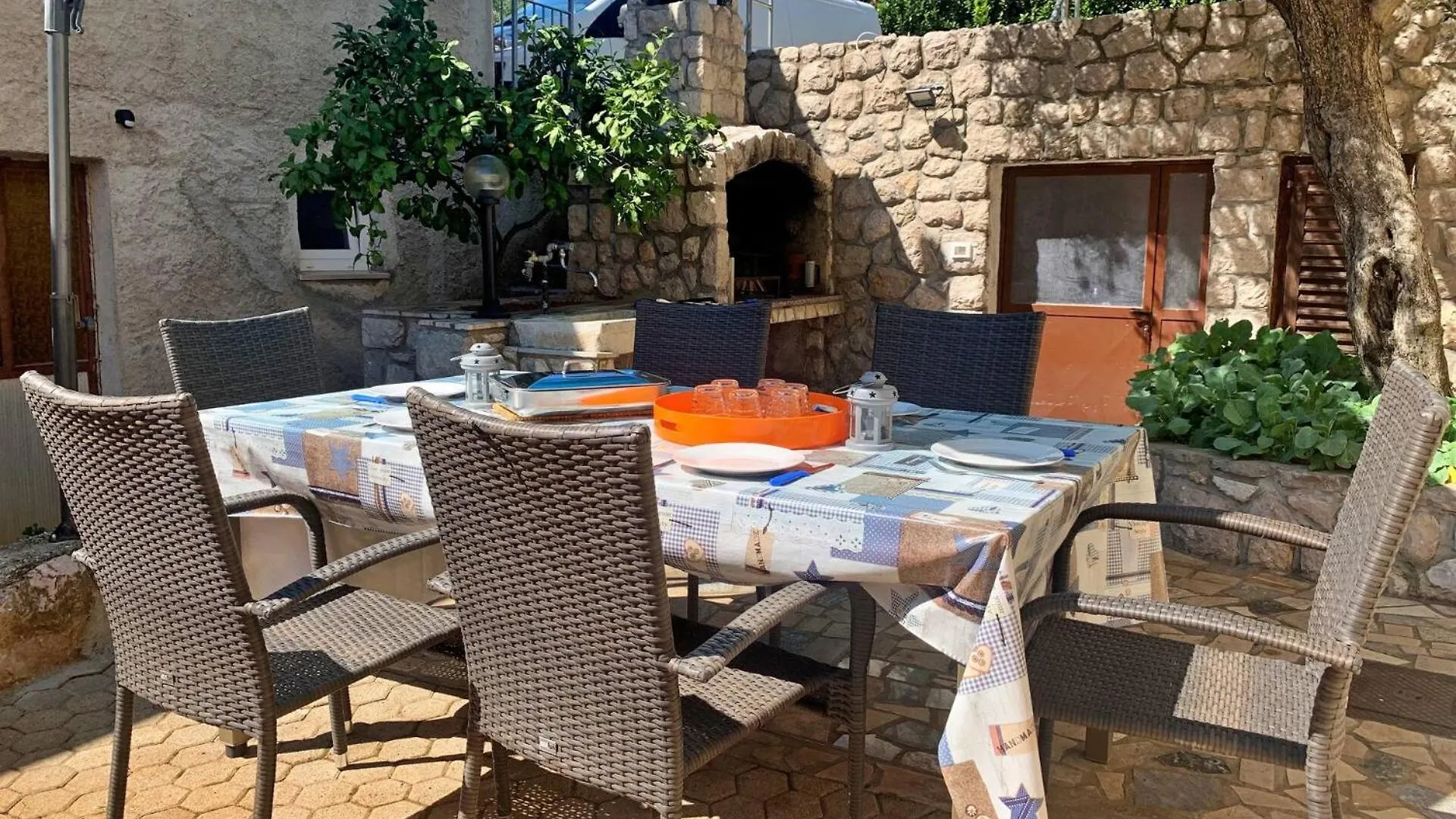Apartments Santic Cizici 3*,  Croatia