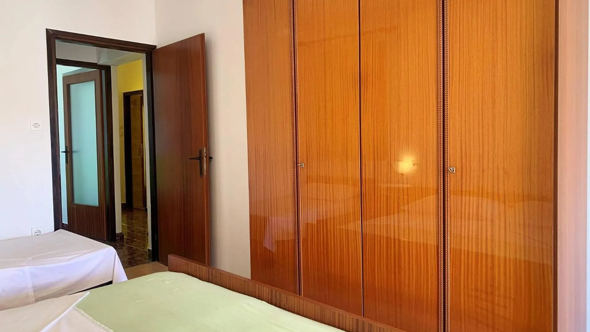 Apartments Santic Cizici Guest house